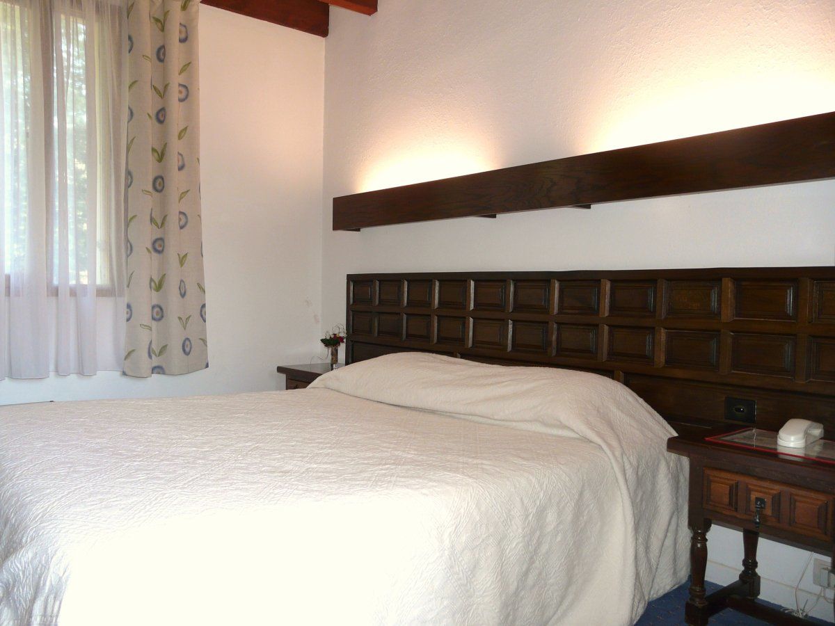 Hotel Le Mas Fleuri แวร์เนต์-เลส์-บานส์ ภายนอก รูปภาพ